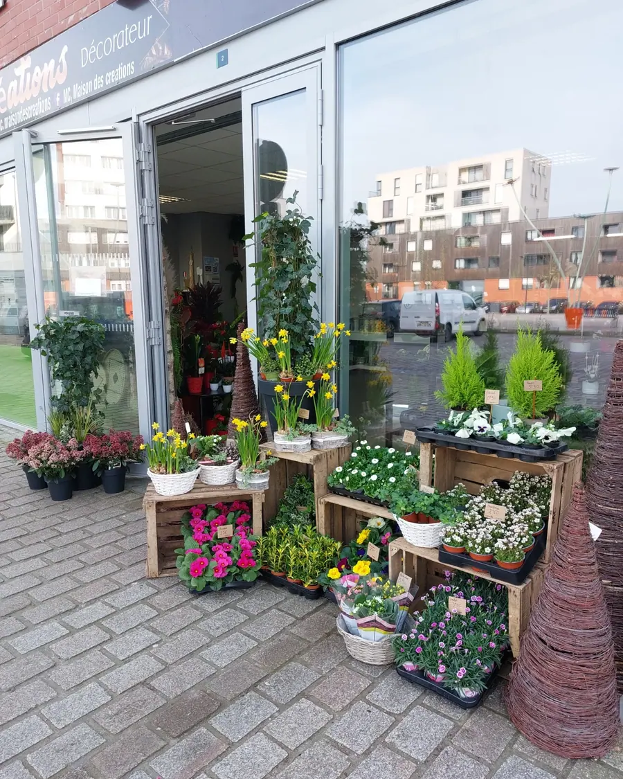 L’atelier MC Maison des Créations réalisée par MC Maison des Créations, fleuriste à Beuvrages