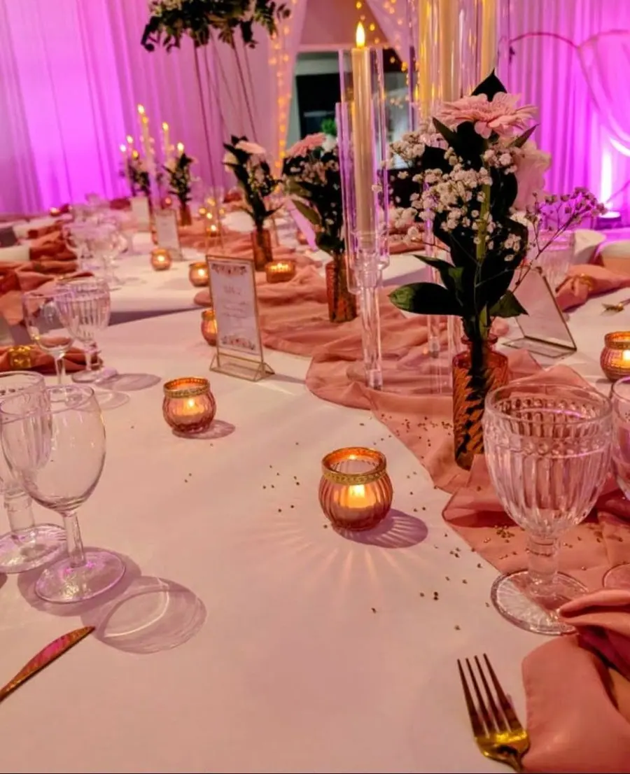 Décoration florale d’événement réalisée par MC Maison des Créations, fleuriste à Beuvrages