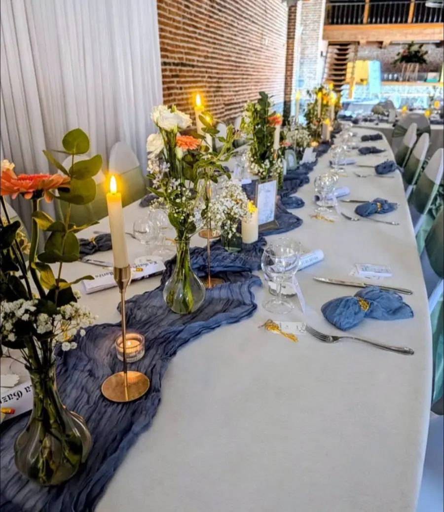 Décoration florale d’événement réalisée par MC Maison des Créations, fleuriste à Beuvrages
