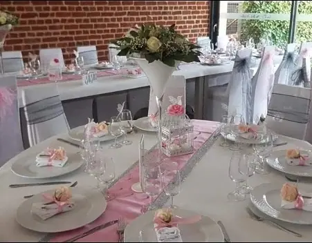 Décoration florale d’événement réalisée par MC Maison des Créations, fleuriste à Beuvrages