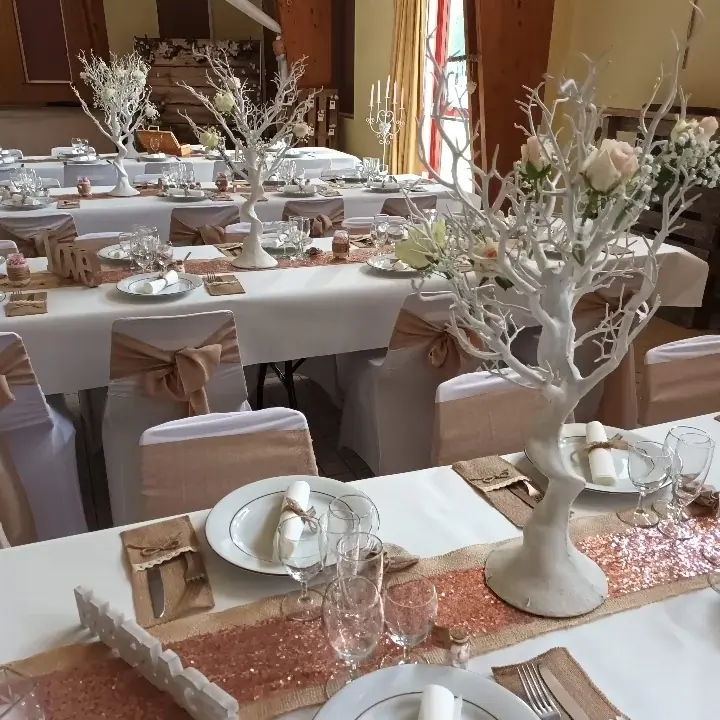 Décoration florale d’événement réalisée par MC Maison des Créations, fleuriste à Beuvrages
