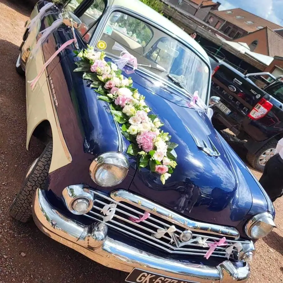 Décoration florale de mariage réalisée par MC Maison des Créations, fleuriste à Beuvrages