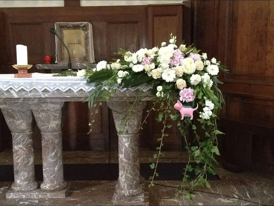 Décoration florale de mariage réalisée par MC Maison des Créations, fleuriste à Beuvrages
