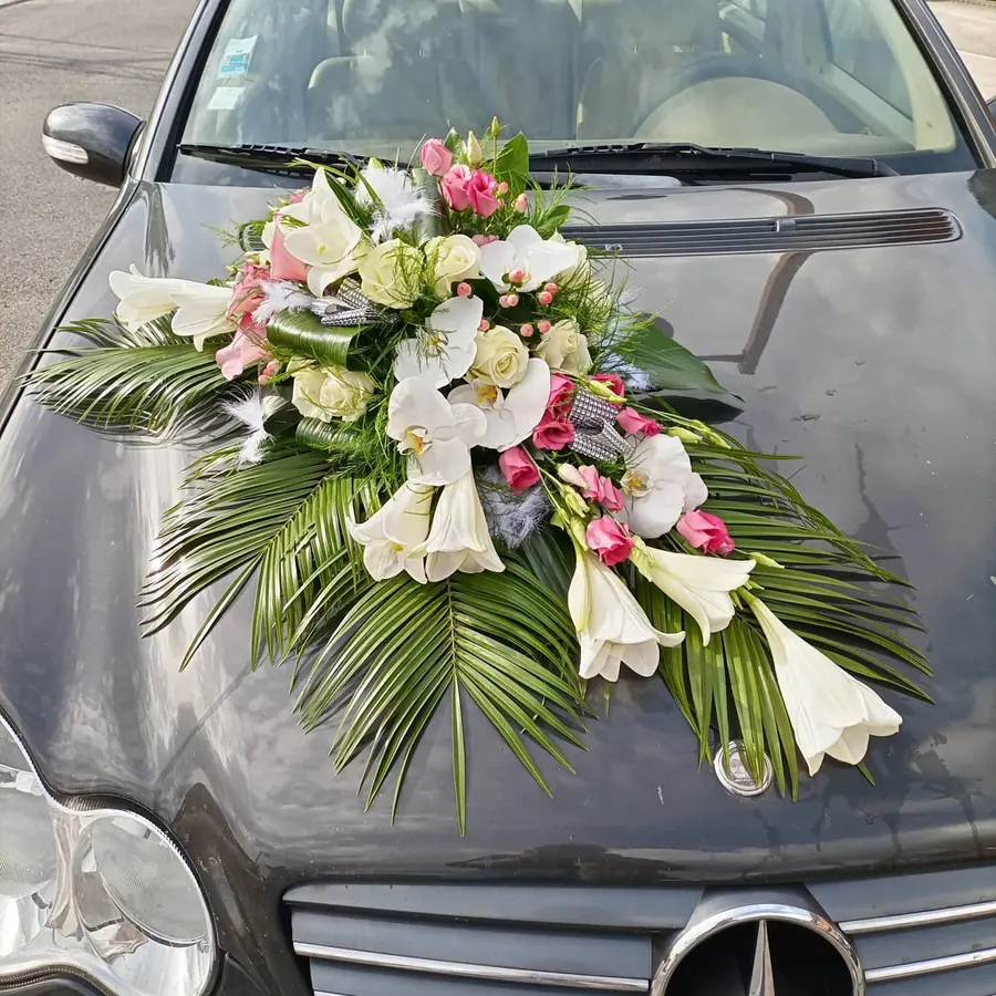 Décoration florale de mariage réalisée par MC Maison des Créations, fleuriste à Beuvrages