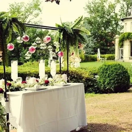 Décoration florale de mariage réalisée par MC Maison des Créations, fleuriste à Beuvrages