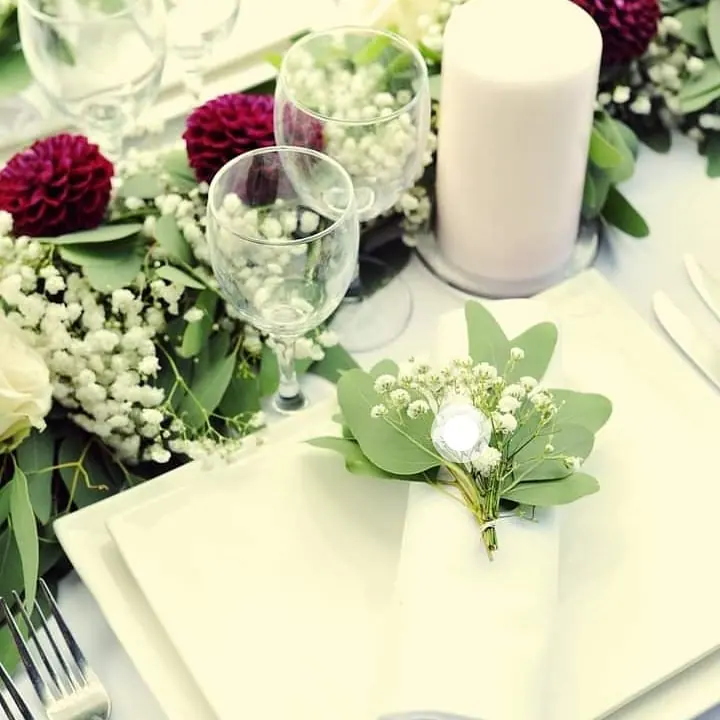 Décoration florale de mariage réalisée par MC Maison des Créations, fleuriste à Beuvrages