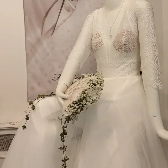 Décoration florale de mariage réalisée par MC Maison des Créations, fleuriste à Beuvrages