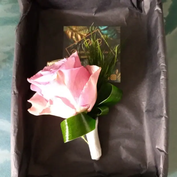 Décoration florale de mariage réalisée par MC Maison des Créations, fleuriste à Beuvrages