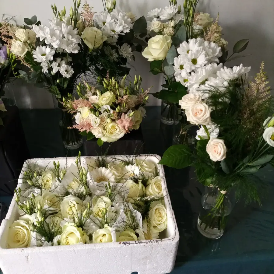 Décoration florale de mariage réalisée par MC Maison des Créations, fleuriste à Beuvrages