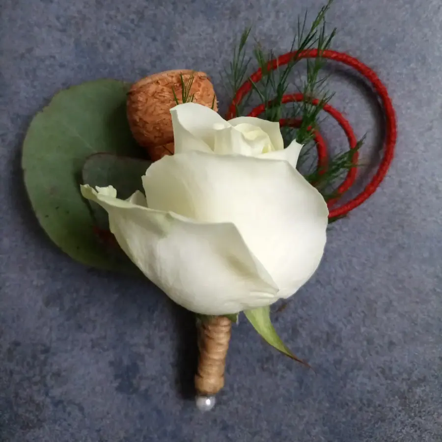 Décoration florale de mariage réalisée par MC Maison des Créations, fleuriste à Beuvrages