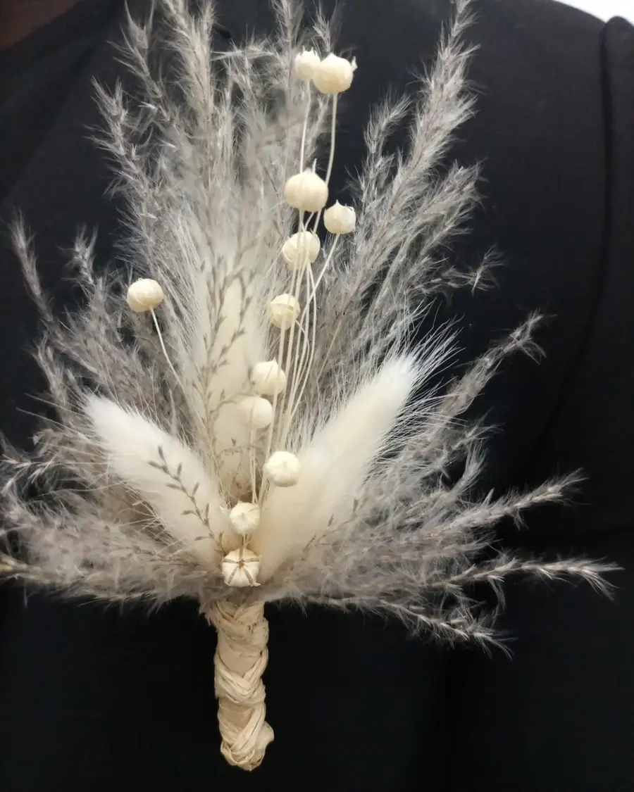 Décoration florale de mariage réalisée par MC Maison des Créations, fleuriste à Beuvrages