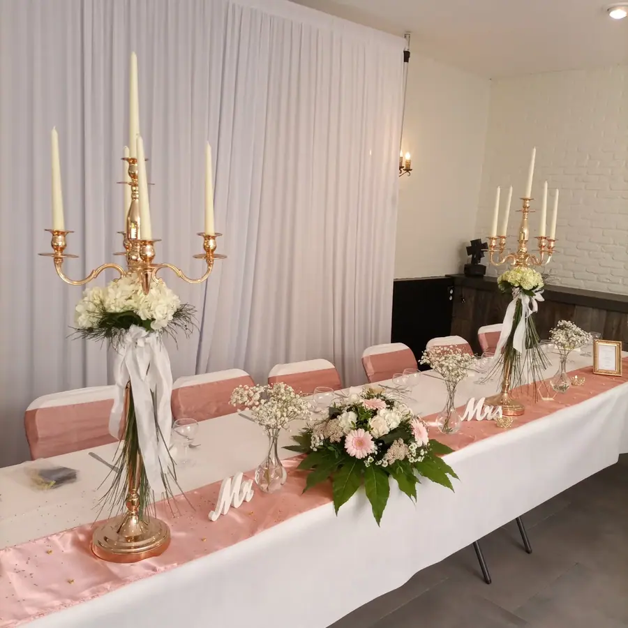 Décoration florale de mariage réalisée par MC Maison des Créations, fleuriste à Beuvrages