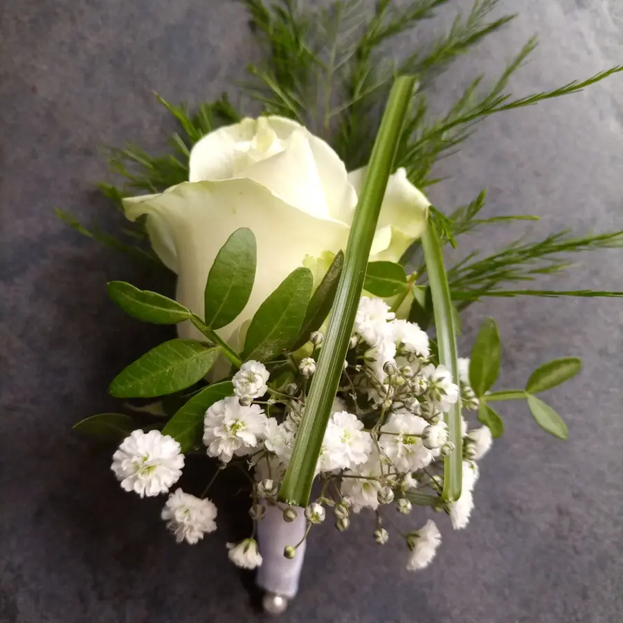 Décoration florale de mariage réalisée par MC Maison des Créations, fleuriste à Beuvrages