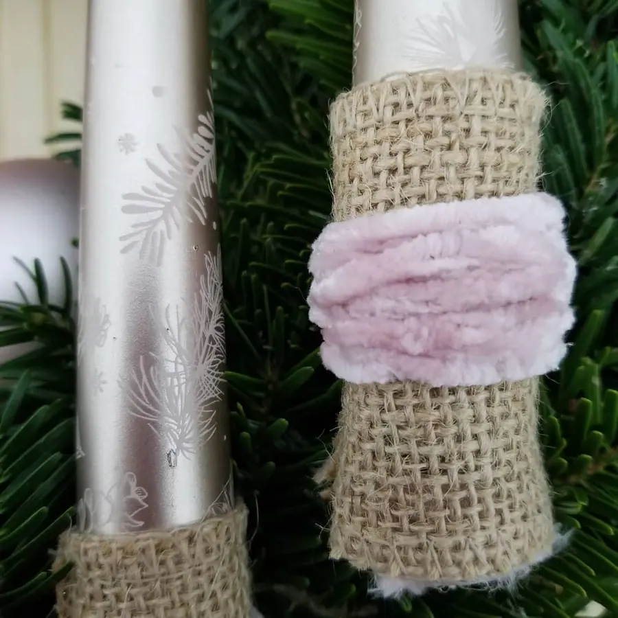 Décoration florale de Noël réalisée par MC Maison des Créations, fleuriste à Beuvrages