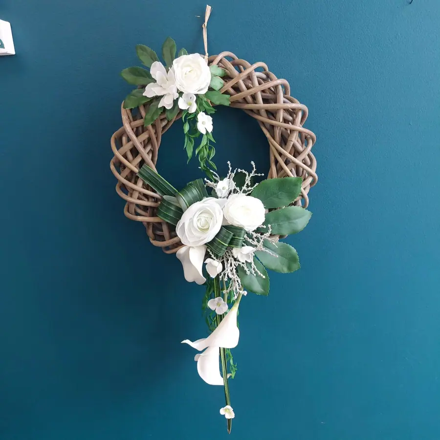 Composition en fleurs séchées réalisée par MC Maison des Créations, fleuriste à Beuvrages