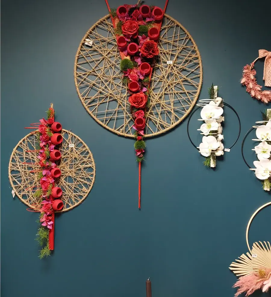 Composition en fleurs séchées réalisée par MC Maison des Créations, fleuriste à Beuvrages